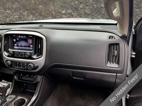 Used 2015 GMC Canyon SLE AWD/4WD image 15