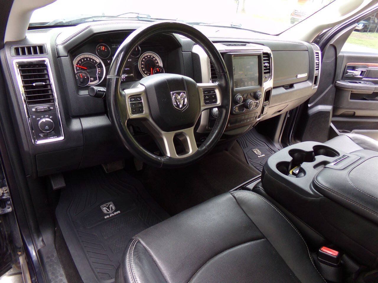 Used 2017 RAM 1500 Laramie w/ Convenience Group RWD image 17