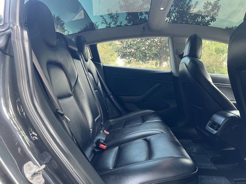 Used 2018 Tesla Model 3 Long Range image 13