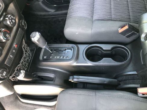 Used 2011 Jeep Wrangler Sport AWD/4WD image 22