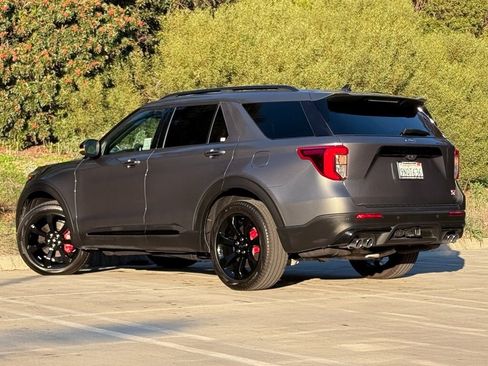 Used 2024 Ford Explorer ST w/ Equipment Group 401A image 2