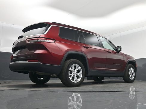 Used 2024 Jeep Grand Cherokee L Limited w/ Luxury Tech Group II image 49