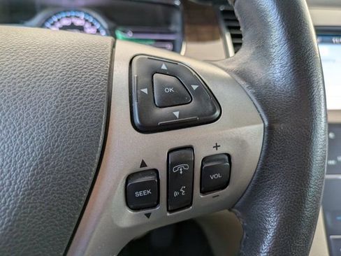 Used 2016 Ford Taurus Limited image 22