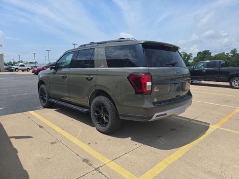 Certified 2024 Ford Expedition Timberline AWD/4WD image 5