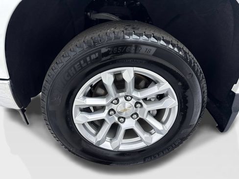 Used 2023 Chevrolet Silverado 1500 LT AWD/4WD image 87