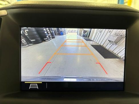 Used 2021 GMC Terrain SLT w/ Infotainment Package II AWD/4WD image 24