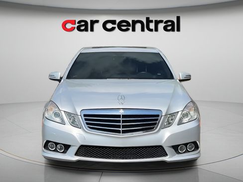Used 2010 Mercedes-Benz E 350 Sedan image 9