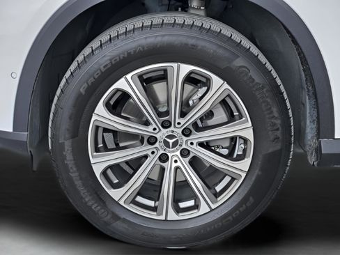 Certified 2025 Mercedes-Benz GLC 300 4MATIC image 28