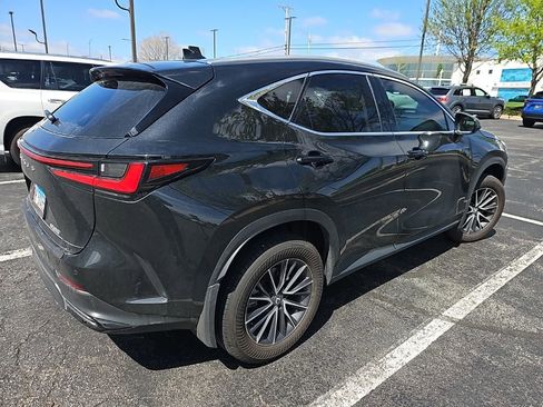 Certified 2024 Lexus NX 250 FWD image 3