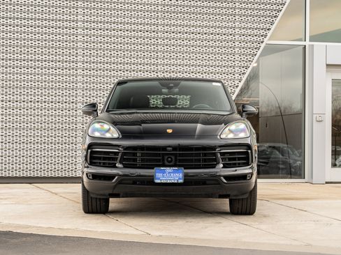 Used 2021 Porsche Cayenne Coupe image 36