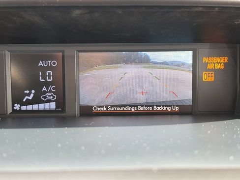 Used 2015 Subaru Forester 2.5i Limited AWD/4WD image 14