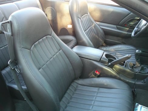 Used 2002 Chevrolet Camaro Z28 w/ SS Performance/Appearance Pkg image 30