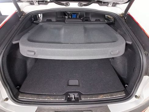 Used 2023 Volvo C40 Recharge Core AWD/4WD image 28