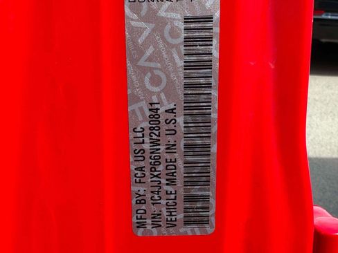 Used 2022 Jeep Wrangler Unlimited Sahara w/ Cold Weather Group image 16