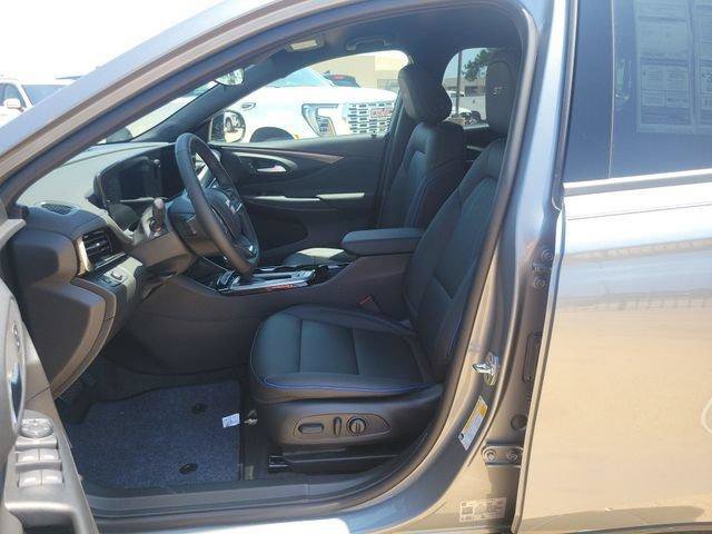 New 2026 Buick Envista Sport Touring w/ Convenience I Package FWD image 9