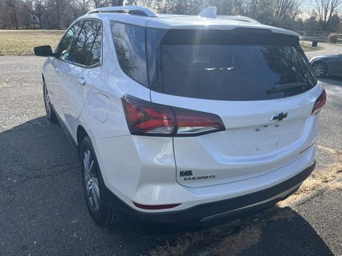 Certified 2022 Chevrolet Equinox Premier w/ LPO, Floor Liner Package image 3