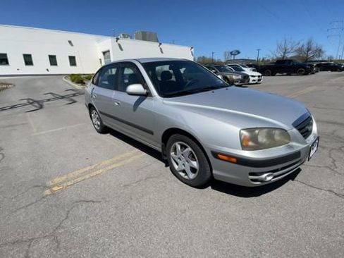 Used 2005 Hyundai Elantra GLS FWD image 2