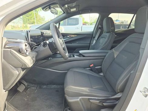 New 2026 Chevrolet Blazer EV LT w/ Midnight/Sport Edition FWD image 8