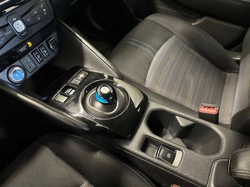 Used 2023 Nissan Leaf SV Plus image 23