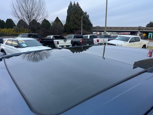 Used 2018 Ford F150 Limited w/ Trailer Tow Package image 14