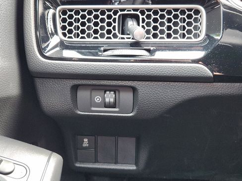 Used 2025 Honda Civic Sport image 13