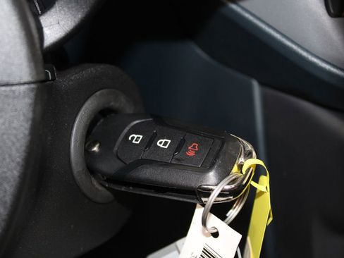 New 2025 Ford Maverick XL image 37