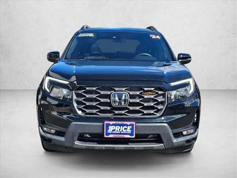 Used 2024 Honda Passport TrailSport image 8