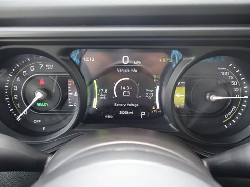 Used 2025 Jeep Wrangler Unlimited Rubicon 4xe w/ Safety Group AWD/4WD image 29