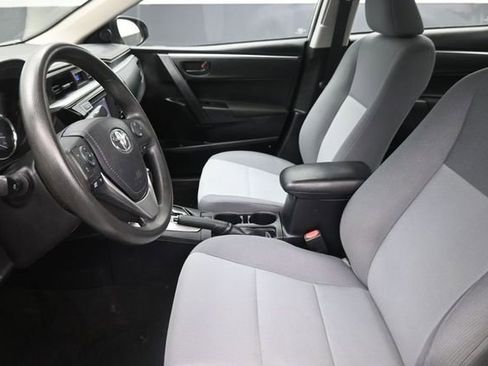 Used 2016 Toyota Corolla L FWD image 17