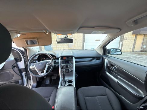 Used 2013 Ford Edge SE FWD image 24