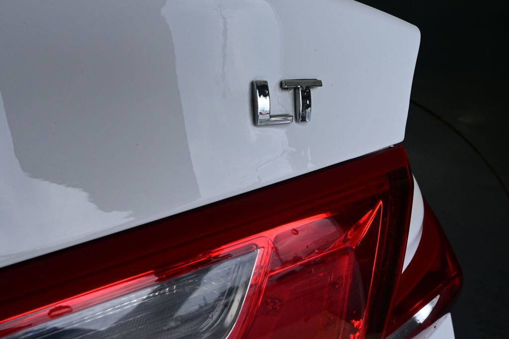 Used 2024 Chevrolet Malibu LT FWD image 19