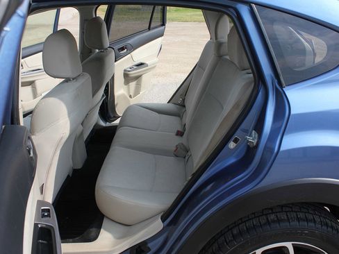 Used 2015 Subaru Crosstrek 2.0i Premium image 42