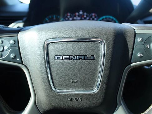 Used 2017 GMC Yukon XL Denali w/ Open Road Package RWD image 40
