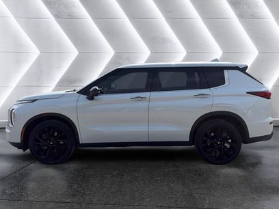 Used 2023 Mitsubishi Outlander SE Black Edition