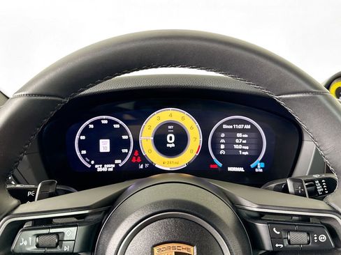 Used 2025 Porsche 911 Carrera RWD image 10