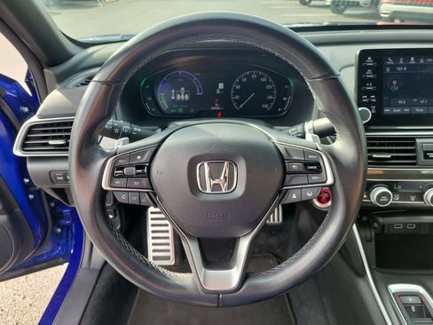 Used 2022 Honda Accord Sport image 25