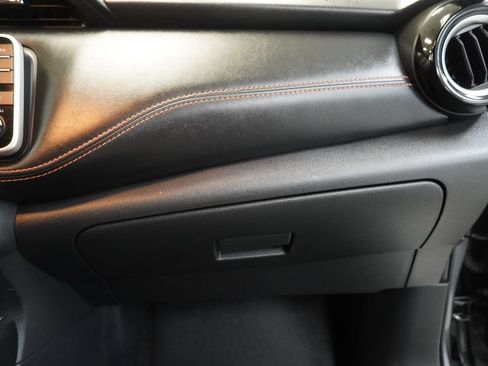 Used 2019 Nissan Kicks SR FWD image 36