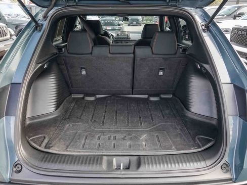Used 2025 Honda HR-V Sport image 25