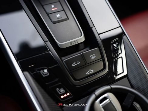 Used 2020 Porsche 911 Carrera S image 16