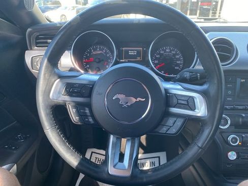 Used 2018 Ford Mustang GT w/ Black Accent Pkg image 29