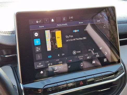 Certified 2022 Jeep Compass Limited image 18