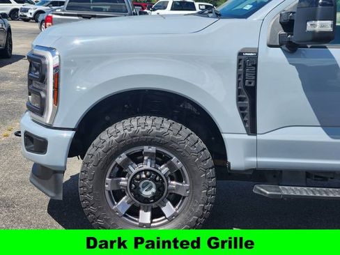 Used 2024 Ford F250 Lariat w/ Sport Appearance Package AWD/4WD image 8