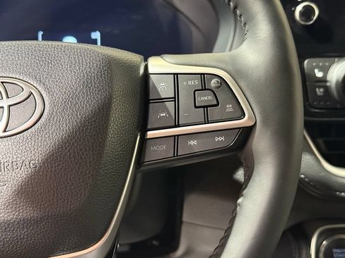Certified 2026 Toyota Grand Highlander AWD image 27