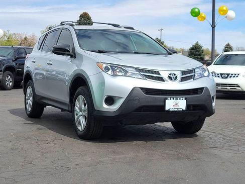 Used 2015 Toyota RAV4 LE image 7