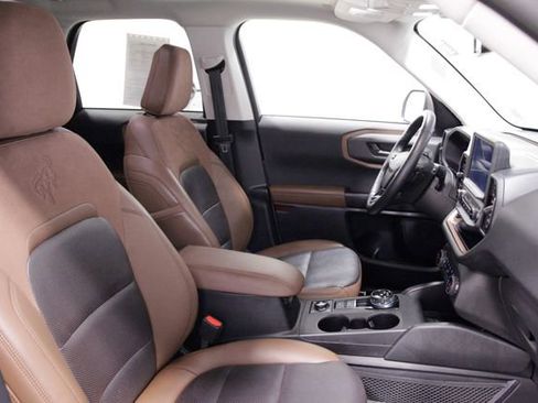 Used 2023 Ford Bronco Sport Badlands w/ Premium Package image 12