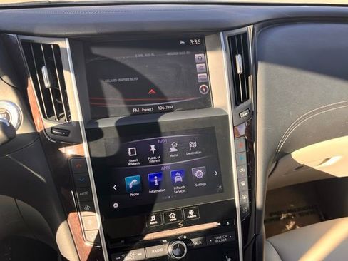 Certified 2019 INFINITI Q50 Luxe w/ Essential Package (3.0T Luxe) image 17