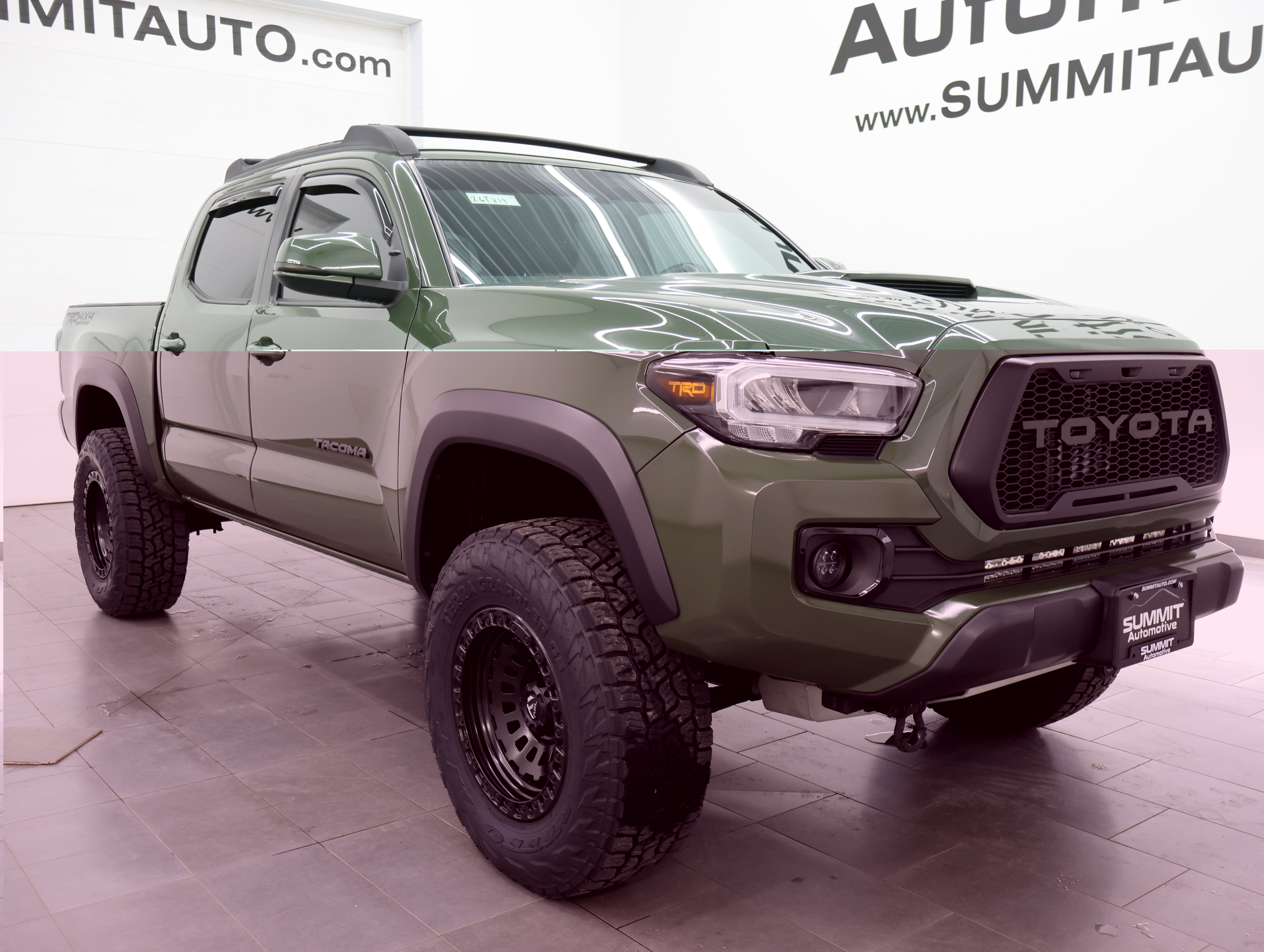 Used 2021 Toyota Tacoma TRD Off-Road w/ TRD Premium Off Road Package AWD/4WD image 63