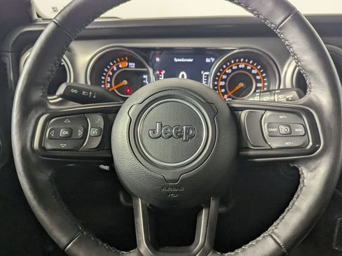 Used 2022 Jeep Wrangler Unlimited Sport w/ Sun And Sound Package AWD/4WD image 15