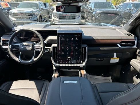 New 2026 GMC Yukon Denali AWD/4WD image 30