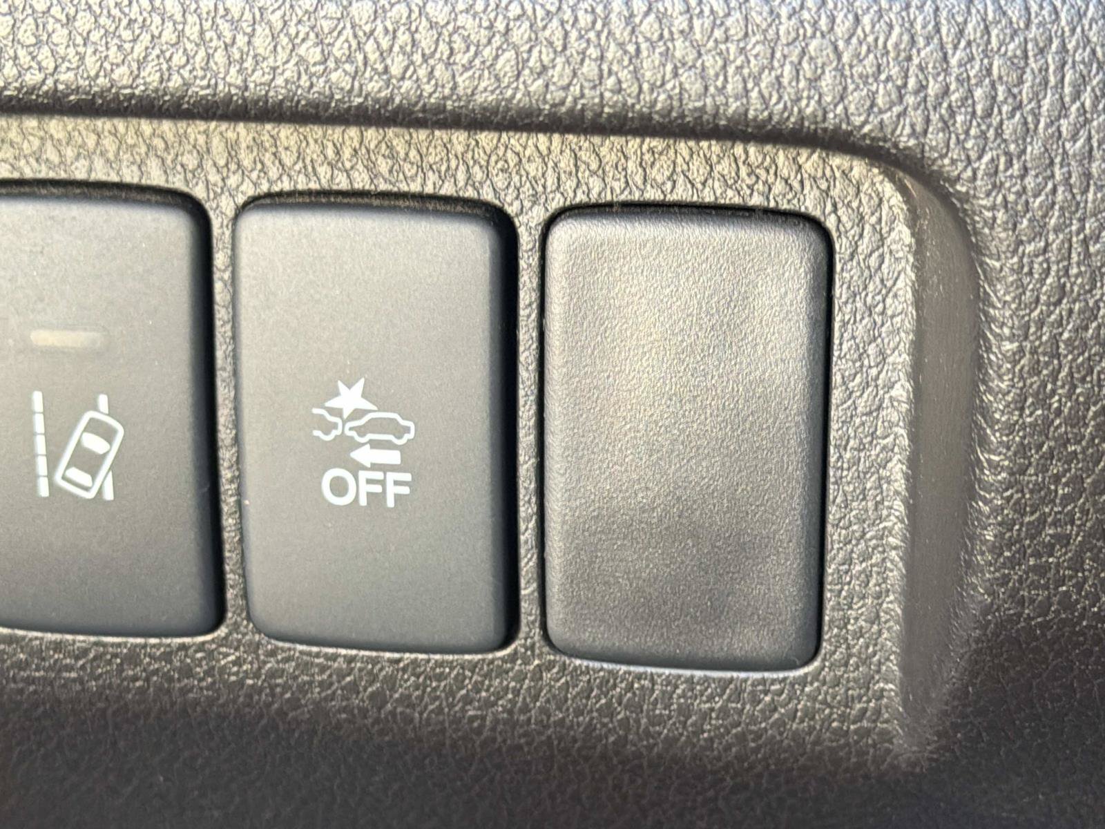 Used 2020 Acura ILX FWD image 29